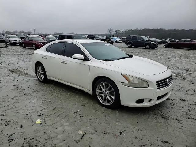 2009 Nissan Maxima - Image 11