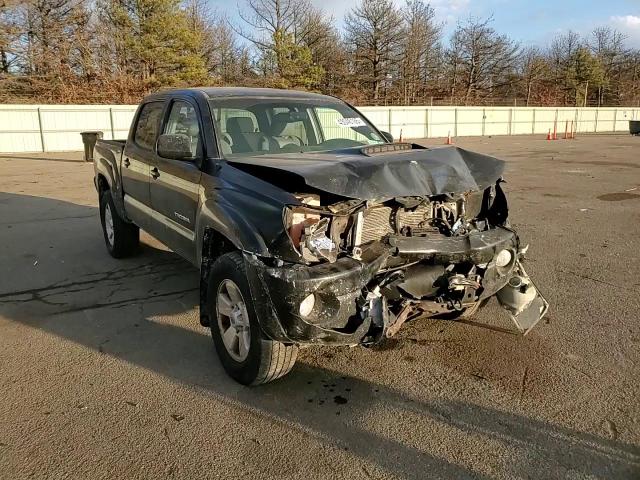 2011 Toyota Tacoma - Image 11