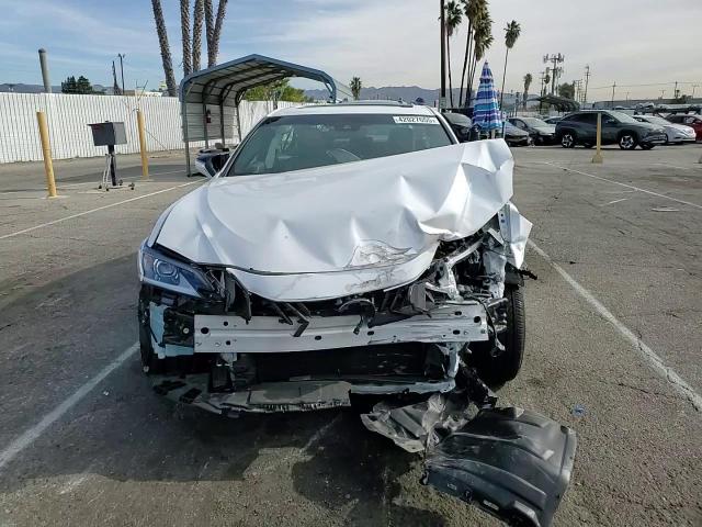 2024 Lexus ES - Image 11