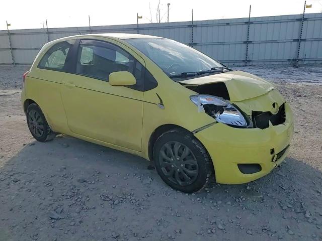 2010 Toyota Yaris - Image 11