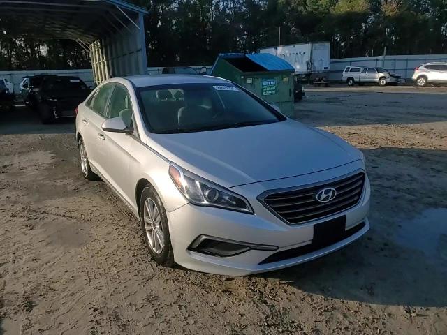 2016 Hyundai Sonata - Image 13