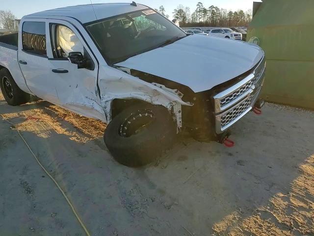 2014 Chevrolet Silverado - Image 11