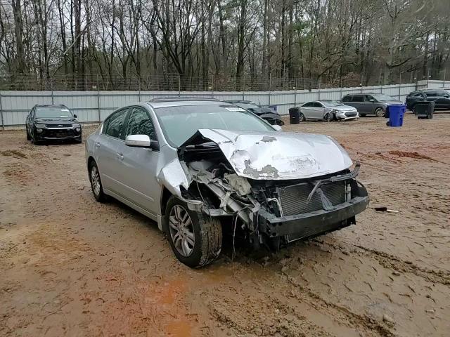 2012 Nissan Altima - Image 10