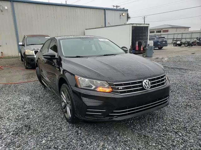 2018 Volkswagen Passat - Image 13