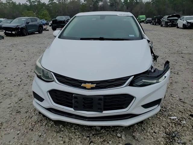 2017 Chevrolet Cruze - Image 12