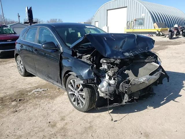 2019 Hyundai Elantra - Image 10