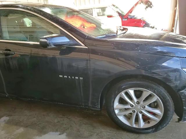 2017 Chevrolet Malibu - Image 13