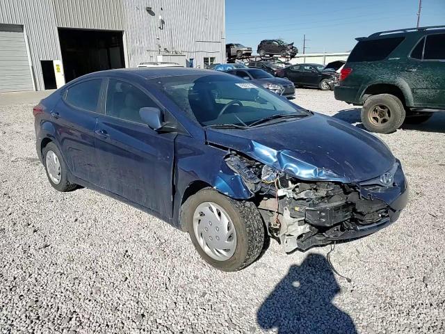 2016 Hyundai Elantra - Image 12