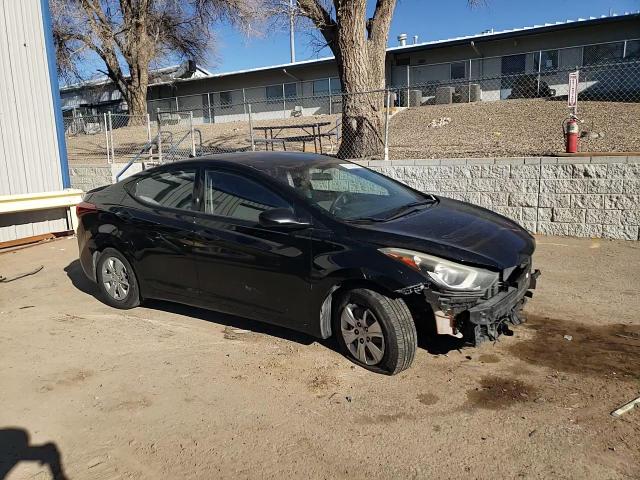 2016 Hyundai Elantra - Image 11