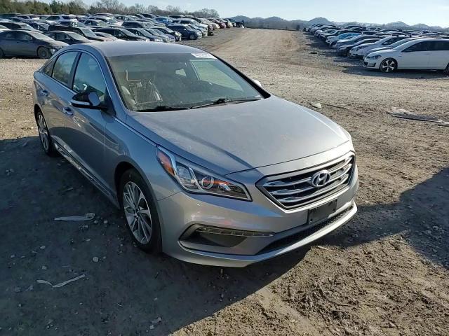2016 Hyundai Sonata - Image 10