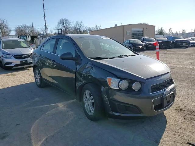 2016 Chevrolet Sonic - Image 10