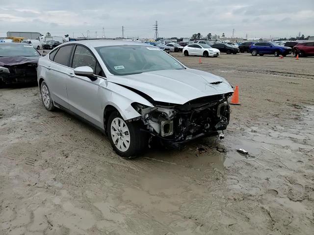 2013 Ford Fusion - Image 10
