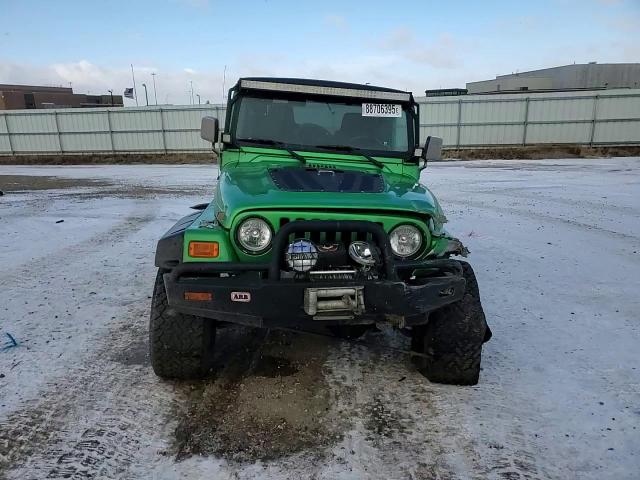 2004 Jeep Wrangler - Image 12