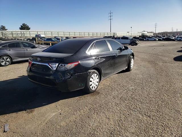 2016 Toyota Camry - Image 11