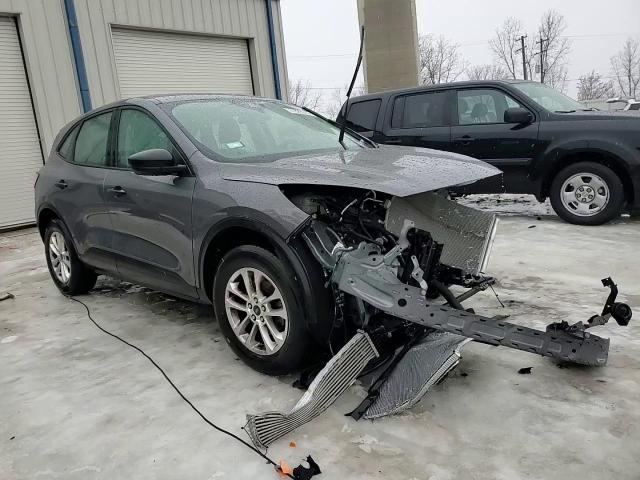 2022 Ford Escape - Image 15