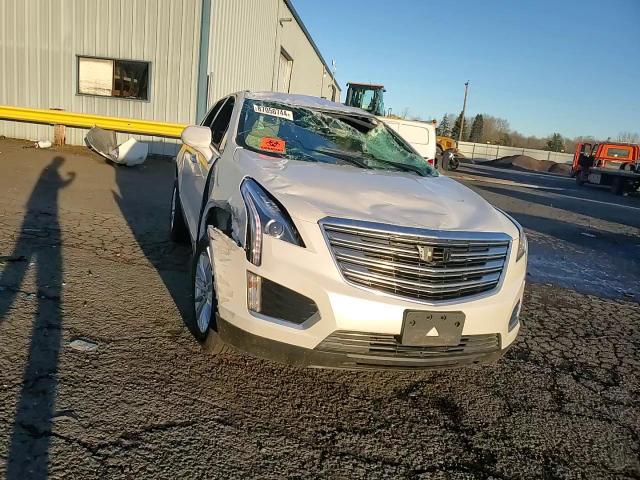 2017 Cadillac XT5 - Image 11
