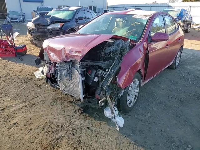 2010 Hyundai Elantra - Image 11