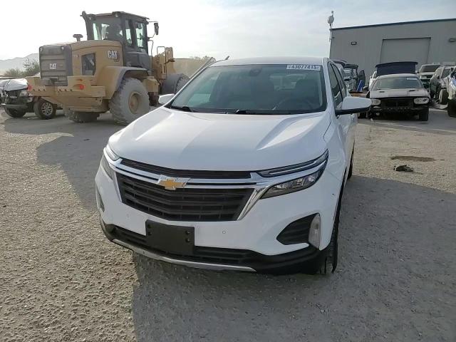 2022 Chevrolet Equinox - Image 12