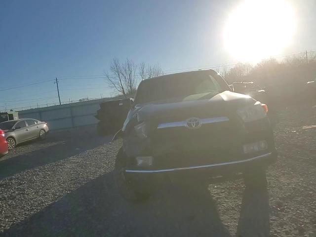 2010 Toyota 4Runner - Image 11