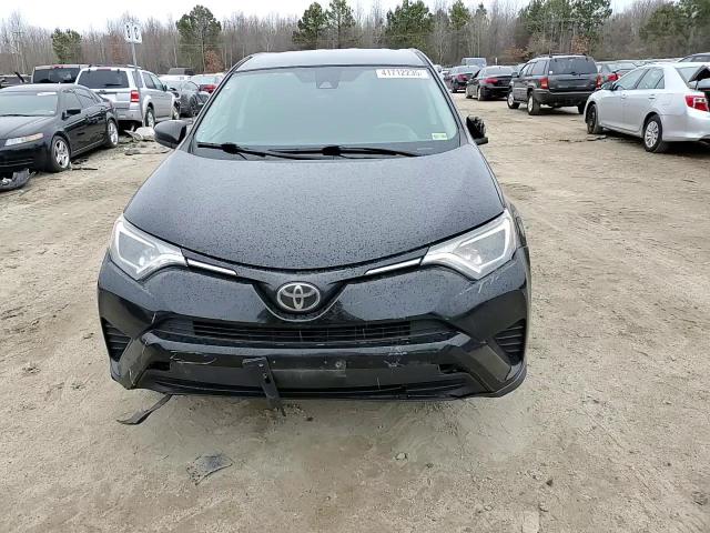 2018 Toyota RAV 4 - Image 12
