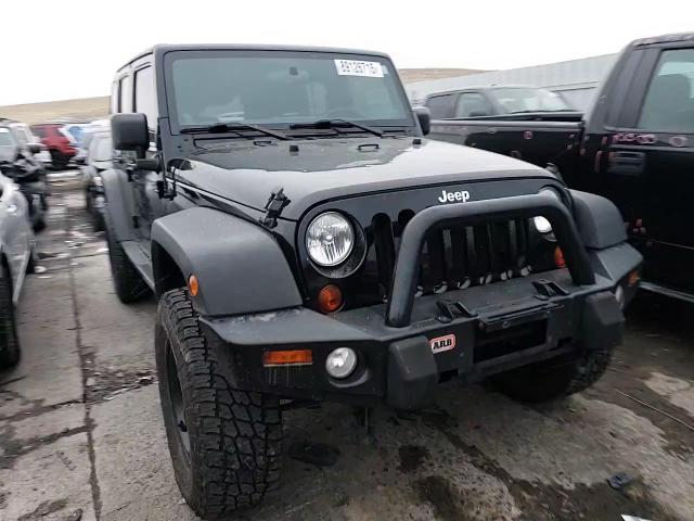 2012 Jeep Wrangler - Image 11