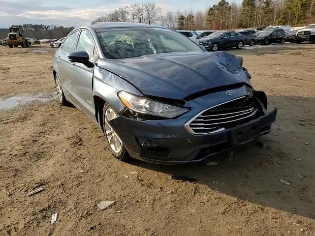 2019 Ford Fusion - Image 10