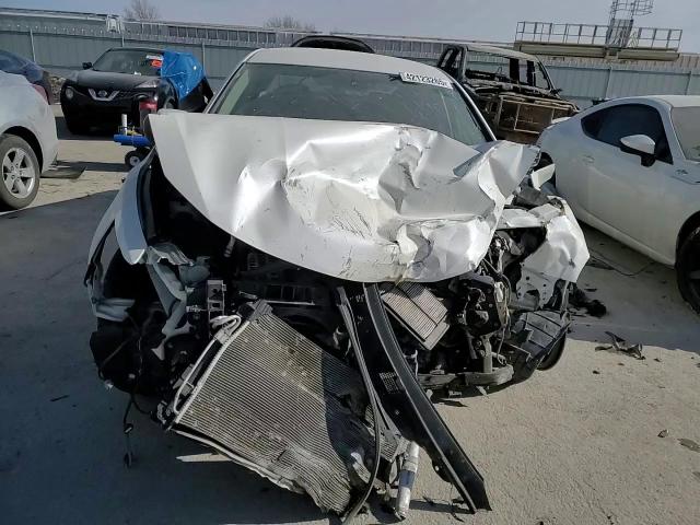 2018 Nissan Altima - Image 10