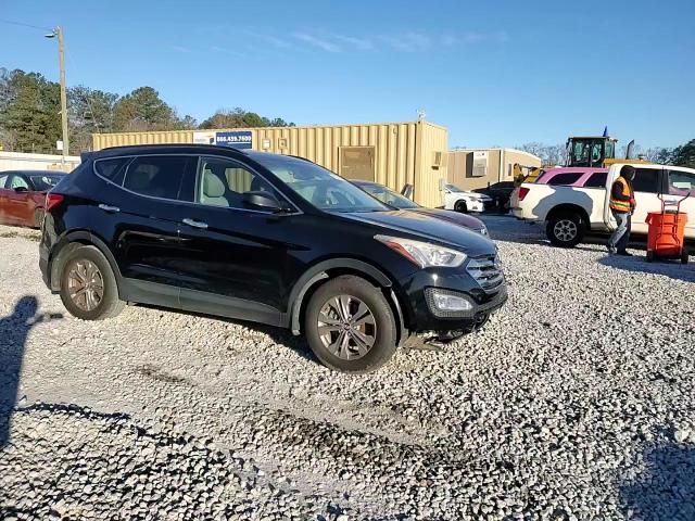 2014 Hyundai Santa Fe - Image 14