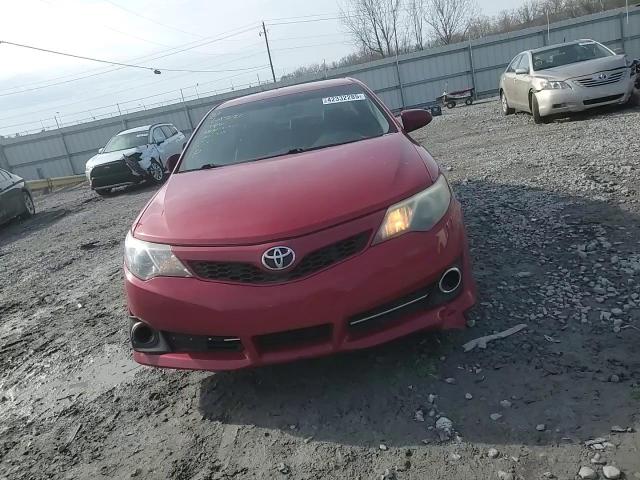 2014 Toyota Camry - Image 10