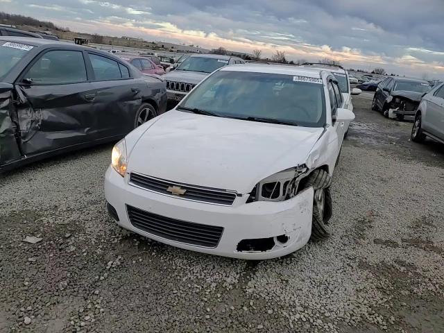 2010 Chevrolet Impala - Image 11