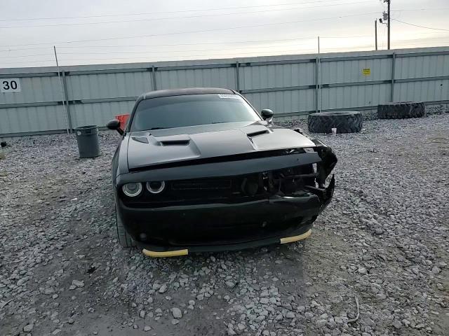 2018 Dodge Challenger - Image 11