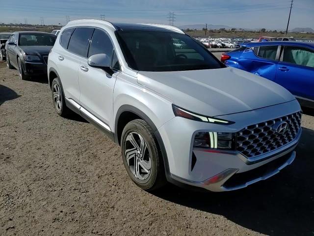 2022 Hyundai Santa Fe - Image 11