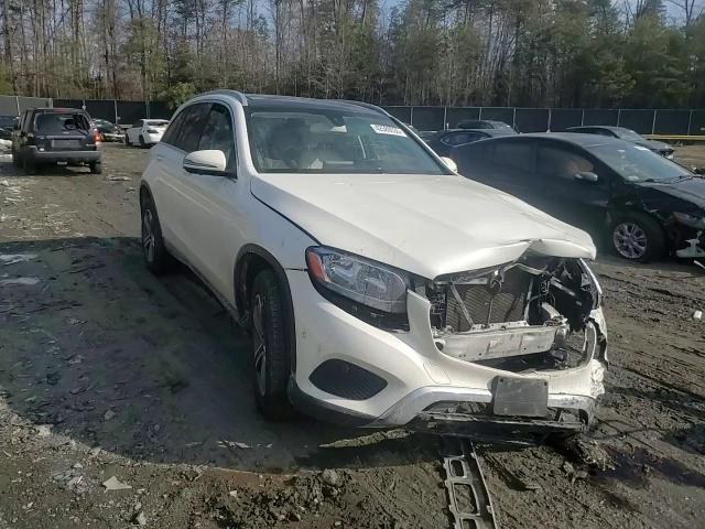 2019 Mercedes-Benz GLC - Image 11