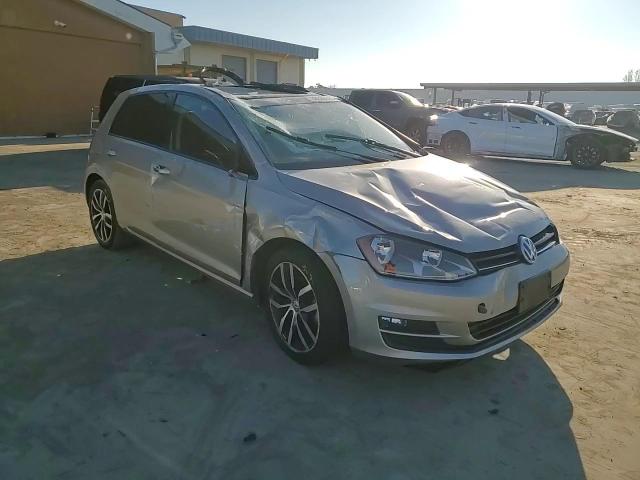 2016 Volkswagen Golf - Image 11