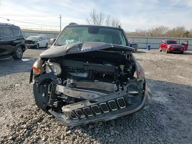 2018 Jeep Renegade - Image 10