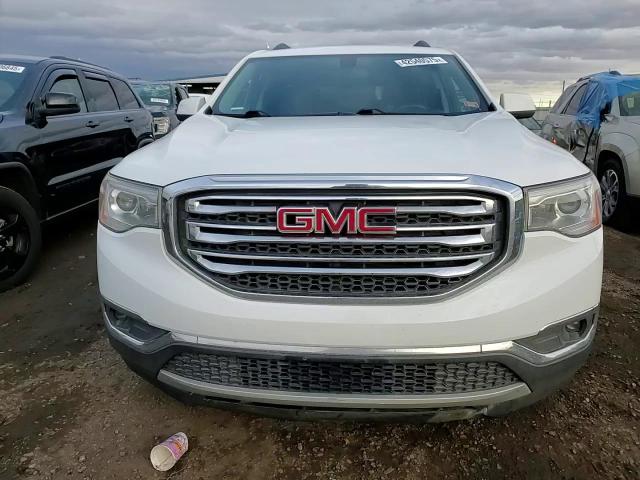 2017 GMC Acadia - Image 11