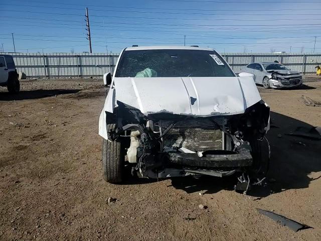 2018 Dodge Caravan - Image 12