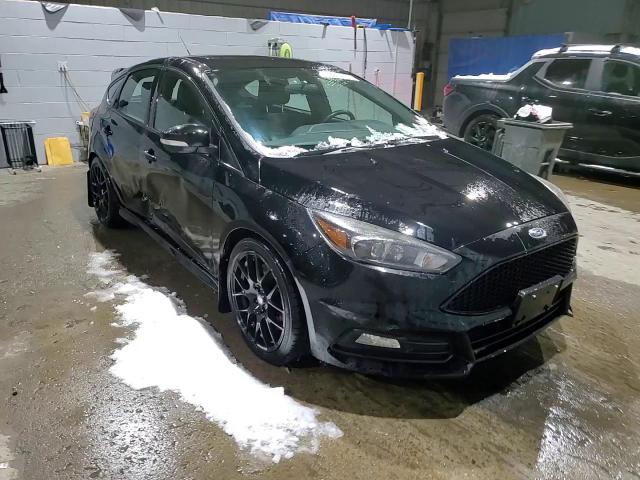 2017 Ford Focus - Image 14