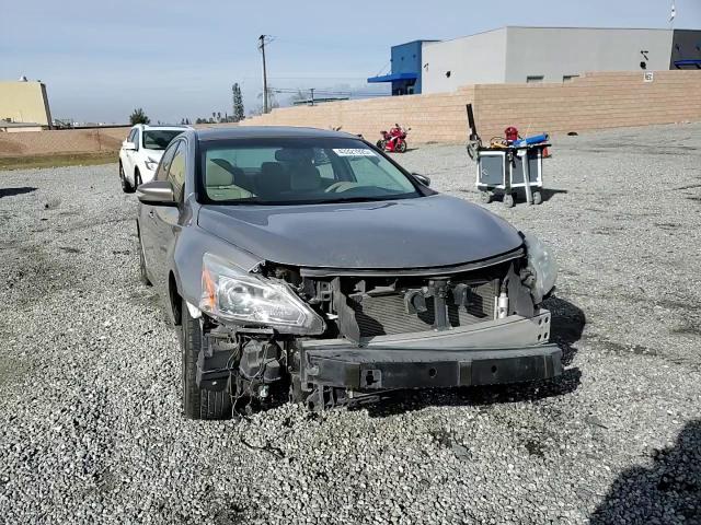 2015 Nissan Altima - Image 11