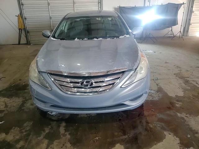 2011 Hyundai Sonata - Image 10