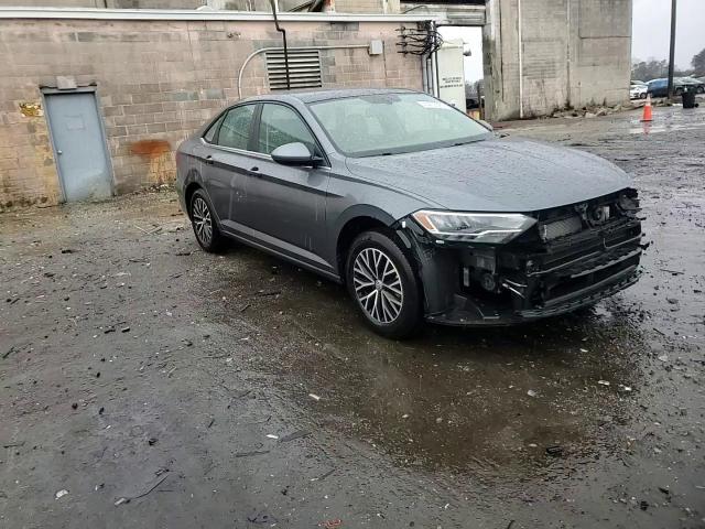 2021 Volkswagen Jetta - Image 10