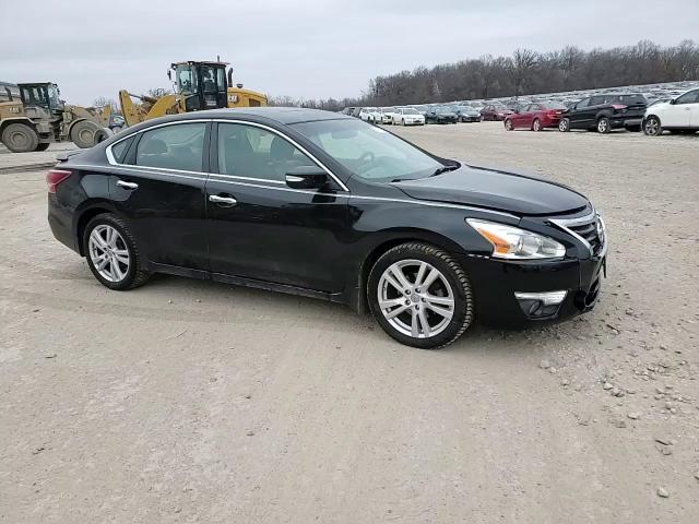 2013 Nissan Altima - Image 13