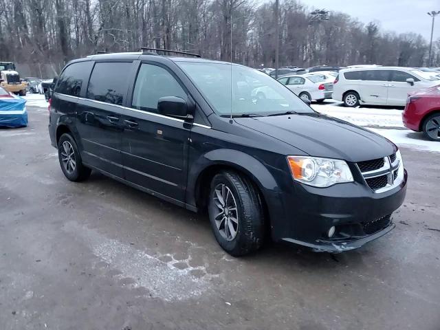 2016 Dodge Caravan - Image 14
