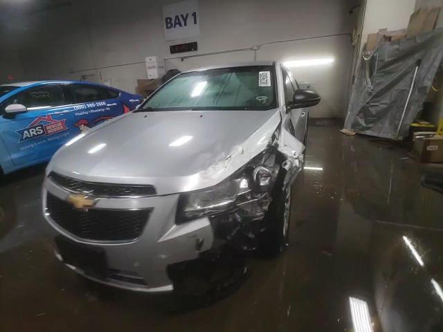 2012 Chevrolet Cruze - Image 13