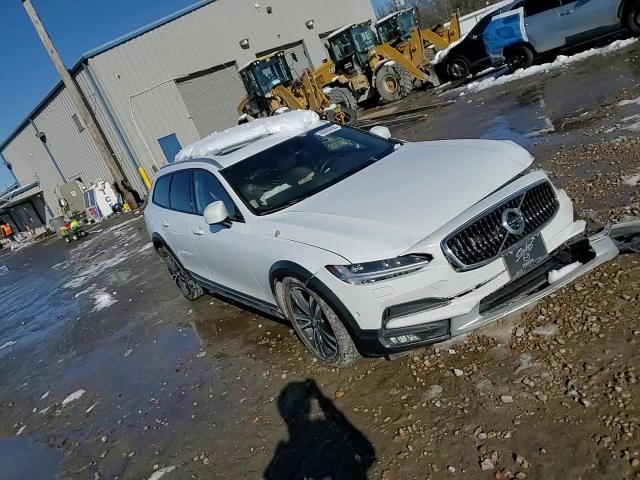 2018 Volvo V90 - Image 15