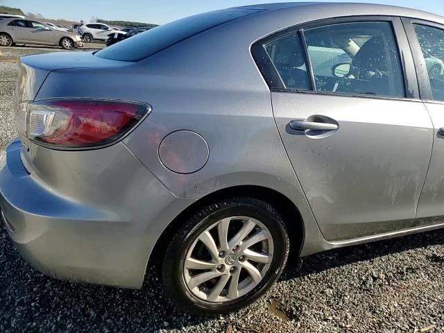 2012 Mazda 3 - Image 13