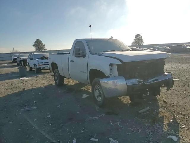 2009 Chevrolet Silverado - Image 10