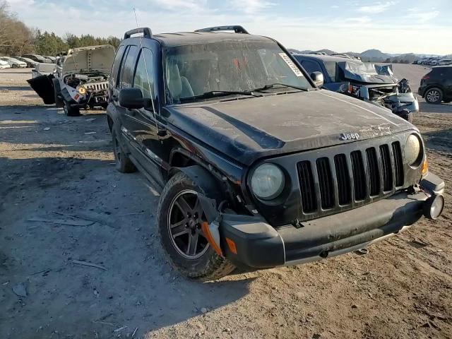 2005 Jeep Liberty (North America) - Image 11
