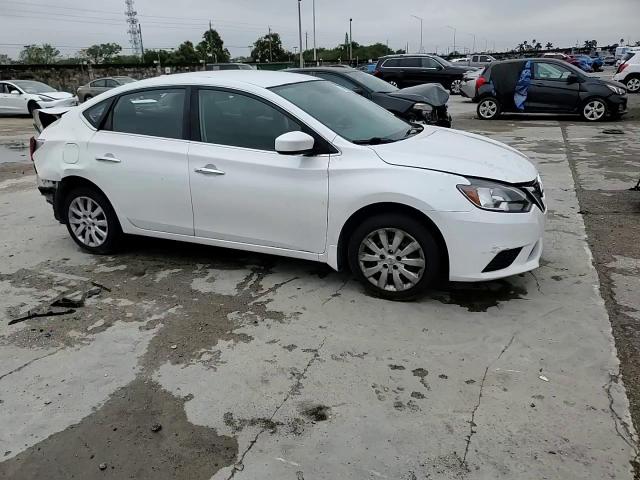 2017 Nissan Sentra - Image 11