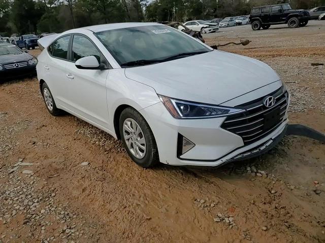 2019 Hyundai Elantra - Image 11